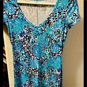 Worn once adorable Lilly Pulitzer midi dress
